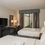 Holiday Inn Express Hotel&Suites Erie-Summit Township